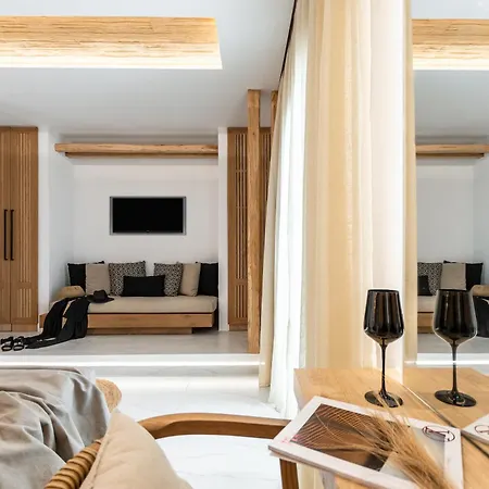 V Luxury Naxos Apartment Naxos City