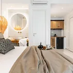 V Luxury Naxos * Naxos City