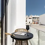 V Luxury Naxos 公寓 *