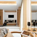 V Luxury Naxos Apartment Naxos City