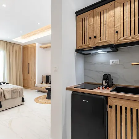 V Luxury Naxos * Naxos City