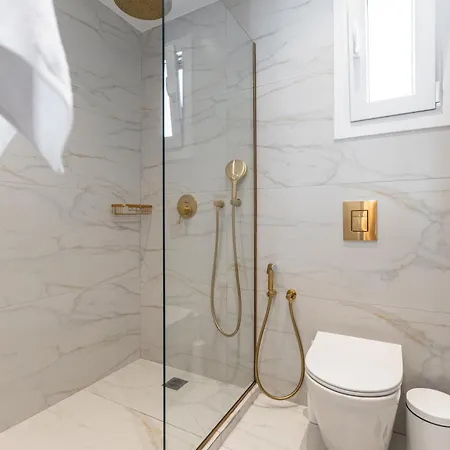 V Luxury Naxos * Naxos City