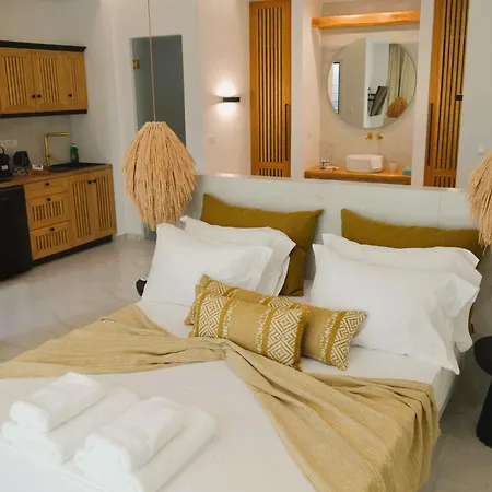 V Luxury Naxos Naxos City